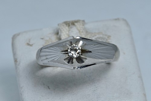 Vedere dettagli per ANELLO UOMO DIAMANTE Immagine di ANELLO UOMO DIAMANTE