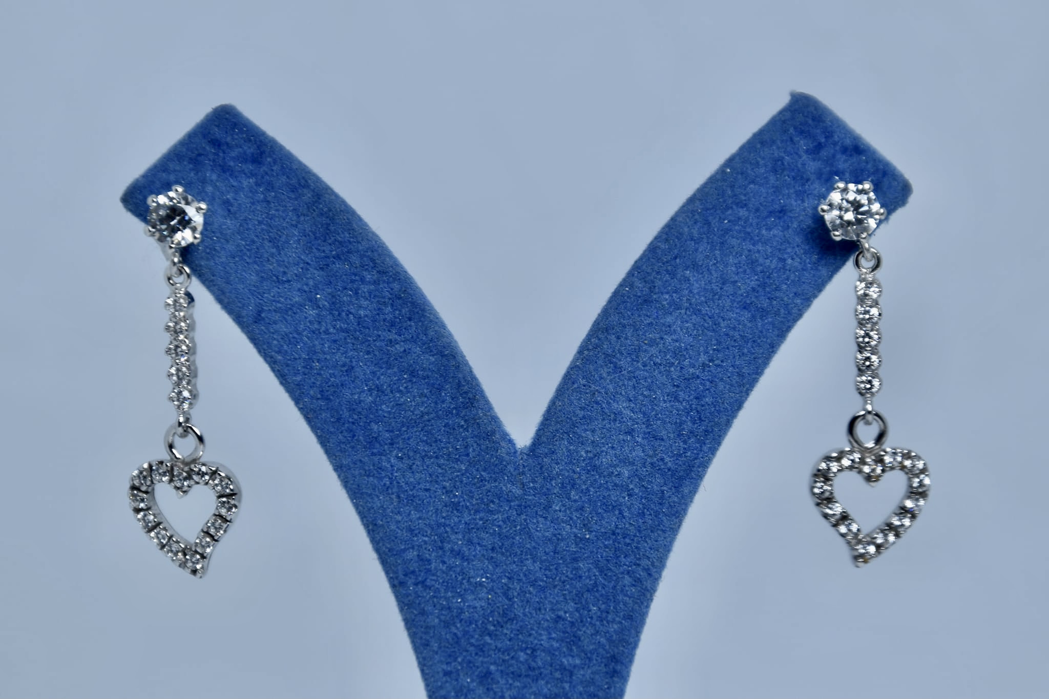 Orecchini A Cerchio Con Pendenti Tre Cuori - Placcato Oro Bianco E Nero, 52x14mm, Unisex, Regalo Per Amici E Fidanzata