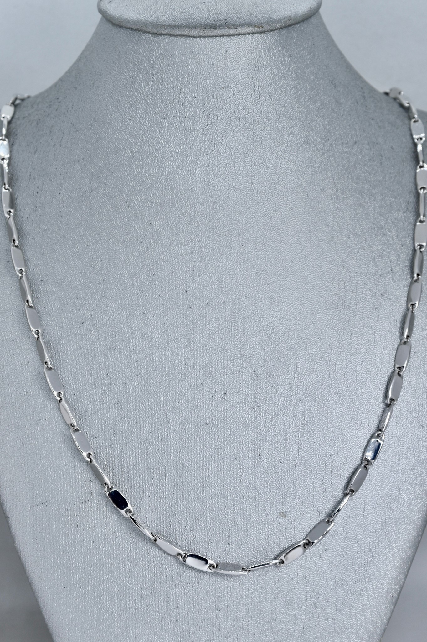 Immagine di COLLANA ORO BIANCO